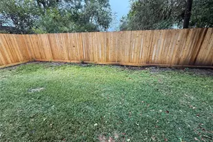 4747 Clover St, Houston, TX 77033 - Photo 14