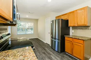 10714 Estelle Cir, Montgomery, TX 77356 - Photo 8