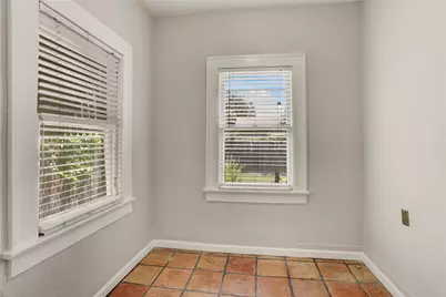 5221 Mulford Street, Houston, TX 77023 - Photo 10