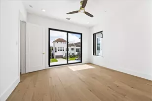 4537 Larch Ln, Bellaire, TX 77401 - Photo 14