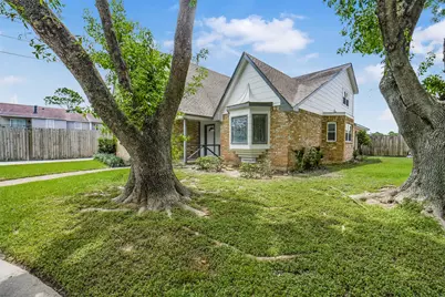 4138 Club Valley Drive, Houston, TX 77082 - Photo 12
