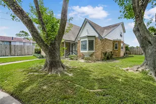 4138 Club Valley Dr, Houston, TX 77082 - Photo 12
