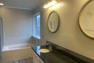 16302 Cobble Springs Ct, Sugar Land, TX 77498 - Photo 12