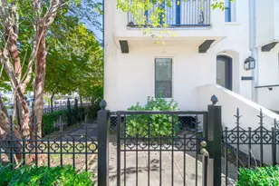 2426 Bevis St, Houston, TX 77008 - Photo 26
