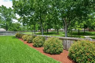 3103 Silent Spring Dr, Sugar Land, TX 77479 - Photo 46