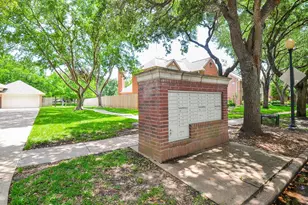 3103 Silent Spring Dr, Sugar Land, TX 77479 - Photo 4