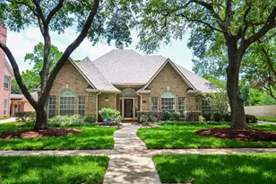 3103 Silent Spring Dr, Sugar Land, TX 77479 - Photo 2