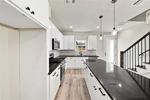 5610 Kittridge St, Houston, TX 77028 - Photo 10