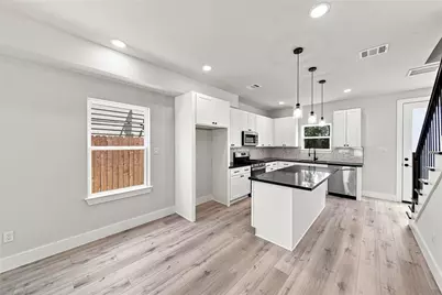 5610 Kittridge Street #A, Houston, TX 77028 - Photo 8