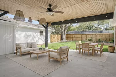 10622 Bordley Drive, Houston, TX 77042 - Photo 24