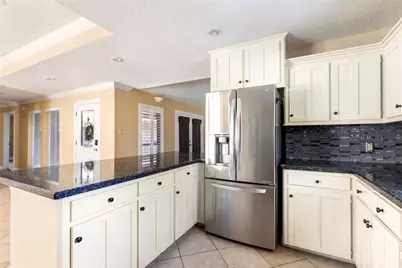 6 Hillcrest Street, Dayton, TX 77535 - Photo 14