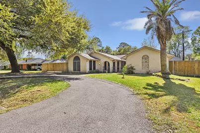 6 Hillcrest Street, Dayton, TX 77535 - Photo 2