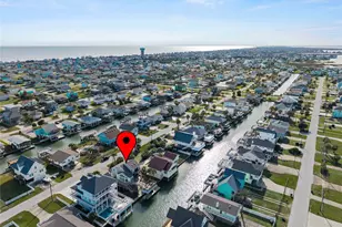 21812 Frio Dr, Galveston, TX 77554 - Photo 6