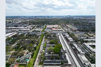 7900 Westheimer Road #112, Houston, TX 77063 - Photo 30