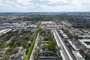 7900 Westheimer Rd, Houston, TX 77063 - Photo 30