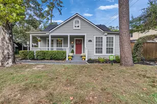 834 W 41st St, Houston, TX 77018 - Photo 1