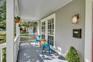 834 W 41st St, Houston, TX 77018 - Photo 2