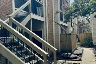 2001 Bering Dr, Houston, TX 77057 - Photo 1