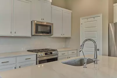 384 Mallorn Lane, Montgomery, TX 77316 - Photo 16