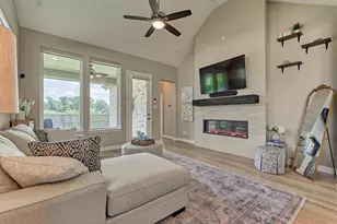 384 Mallorn Ln, Montgomery, TX 77316 - Photo 22
