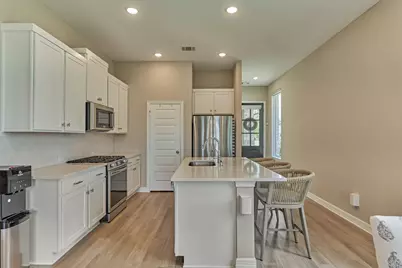 384 Mallorn Lane, Montgomery, TX 77316 - Photo 14