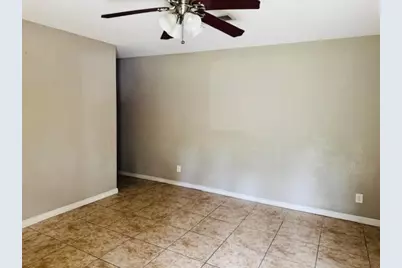 2112 Houston Street #2114, Orange, TX 77630 - Photo 8