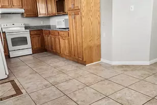 5617 Ave R 1/2, Galveston, TX 77551 - Photo 14