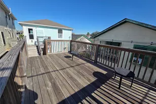 5617 Ave R 1/2, Galveston, TX 77551 - Photo 22
