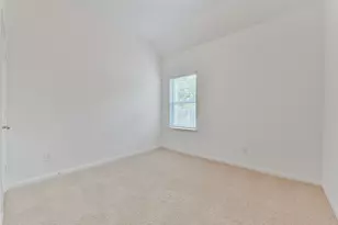 3019 King Oaks St, Baytown, TX 77251 - Photo 20