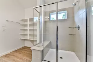 3019 King Oaks St, Baytown, TX 77251 - Photo 18