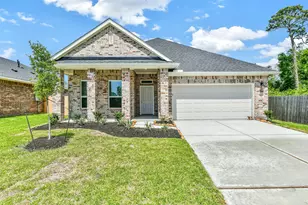 3019 King Oaks St, Baytown, TX 77251 - Photo 1