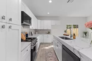 7814 Beckley St, Houston, TX 77088 - Photo 10