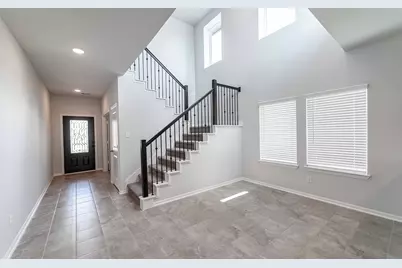 3611 Cardinal Pointe Drive, Angleton, TX 77515 - Photo 4