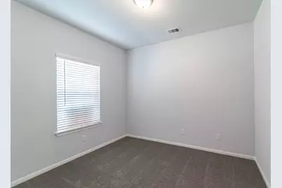 3611 Cardinal Pointe Drive, Angleton, TX 77515 - Photo 2