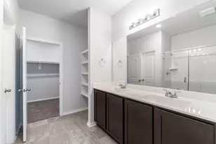 3611 Cardinal Pointe Dr, Angleton, TX 77515 - Photo 10