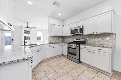 4502 Park Trail Lane, Pasadena, TX 77505 - Photo 8