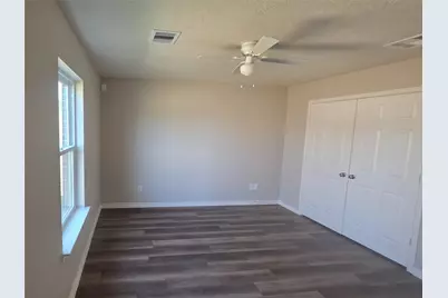 9827 Pelsey Street, Houston, TX 77029 - Photo 10