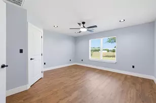 204 S Anderson St, Bremond, TX 76629 - Photo 12