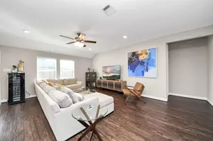 1967 Matilda Gardens Ln, Pearland, TX 77089 - Photo 10