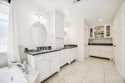 1502 Adkins Road, Houston, TX 77055 - Photo 18