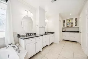 1502 Adkins Rd, Houston, TX 77055 - Photo 18