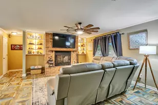 45 County Rd 2219, Cleveland, TX 77327 - Photo 8