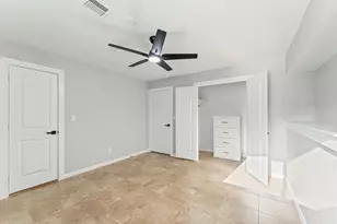 8231 Garden Parks Dr, Houston, TX 77075 - Photo 18