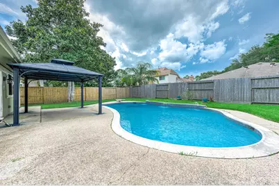 15923 Dunmoor Drive, Houston, TX 77059 - Photo 30