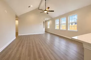 2956 Garzita Ct, Wharton, TX 77488 - Photo 4
