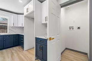 6646 Bayou View Dr, Houston, TX 77091 - Photo 6