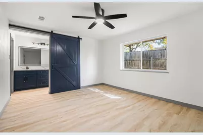 6646 Bayou View Drive, Houston, TX 77091 - Photo 16