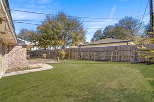 6646 Bayou View Dr, Houston, TX 77091 - Photo 24