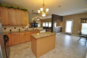 2931 Silver Landing Ln, Dickinson, TX 77539 - Photo 16