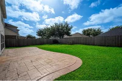 2931 Silver Landing Lane, Dickinson, TX 77539 - Photo 32
